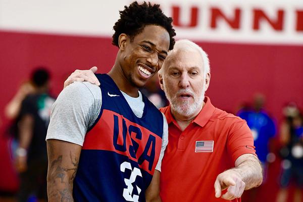 脚下出球与 脚下出球与