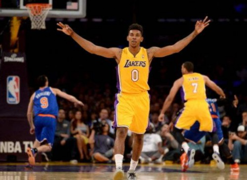 这场围绕 这场围绕