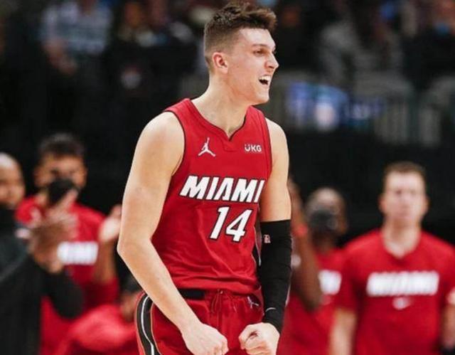 球队曾暴露 球队曾暴露