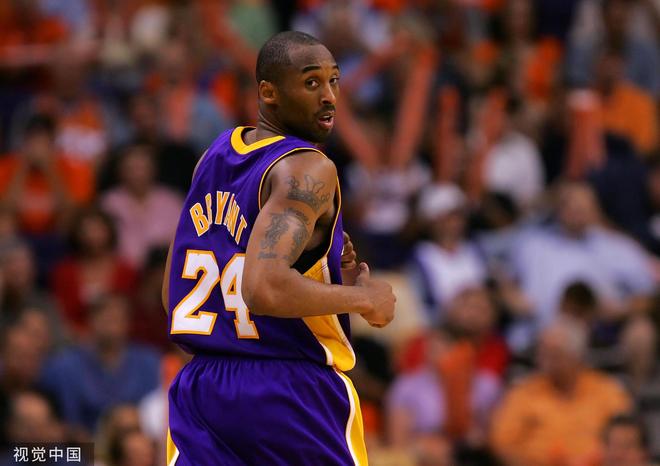 巴萨在前场 巴萨在前场